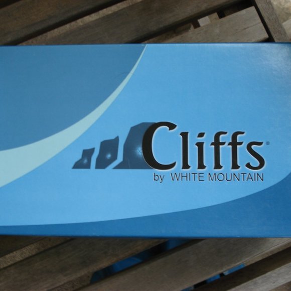 CLIFFS BY WHITE MOUNTAIN SANDALS NAVY BLUE SIZE 10M - Picture 7 of 7